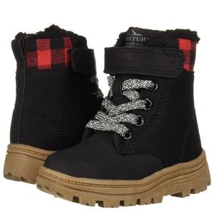 NIB | Carter’s Boys Ankle Boot | Sz 6 Toddler